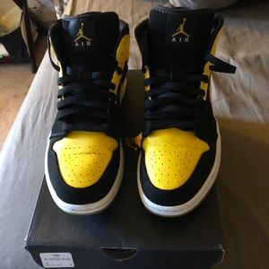 Nike Jordan “New Love” 1s